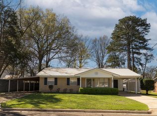 1921 Henry St, Starkville, MS 39759
