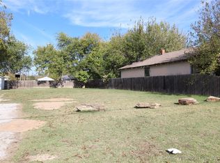1013 W Main St, Ardmore, OK 73401