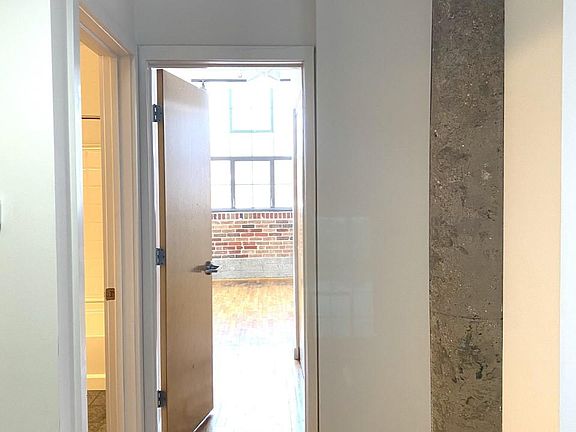 3rd image of 2020 Washington Ave Unit 508