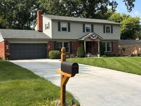 7767 Shadywoods Ct, Cincinnati, OH 45244