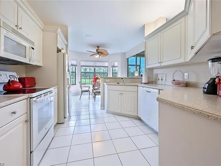 6065 Pinnacle Ln #1001 — Photo 3