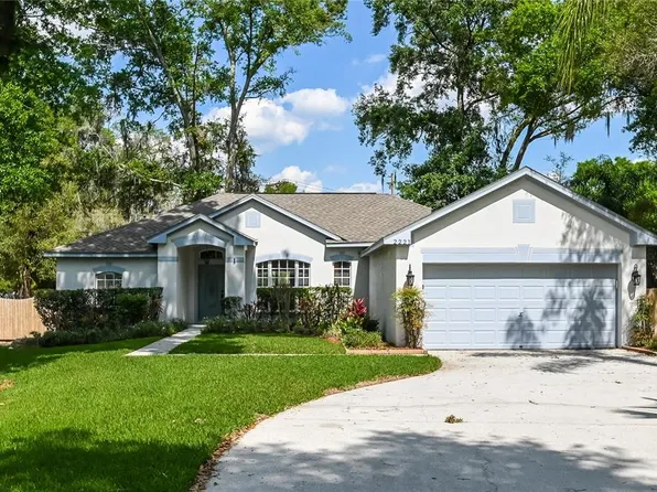 2221 Mountain Meadow Way, Valrico, FL 33594