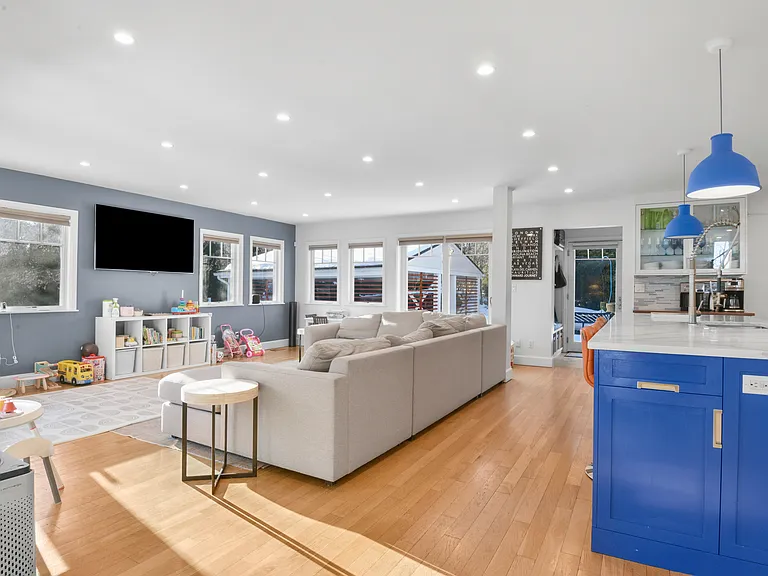 21 Kenmare Rd — Photo 15