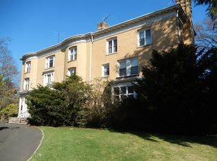 563 W 8th St APT 1, Plainfield, NJ 07060