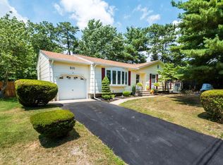 211 Towhee Trl, Brick, NJ 08724