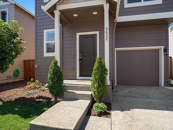 2nd image of 5632 NE 130th Pl