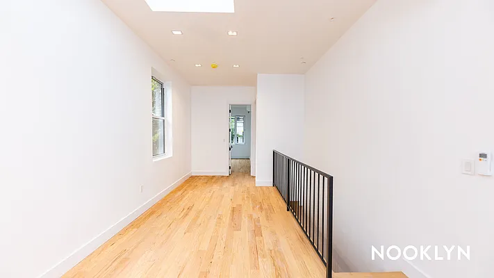 Rented by Nooklyn NYC LLC | media 3