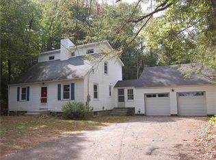 107 Cedar Ln, New Hartford, CT 06057