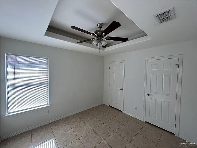 2913 Linda Vista St #C — Photo 7