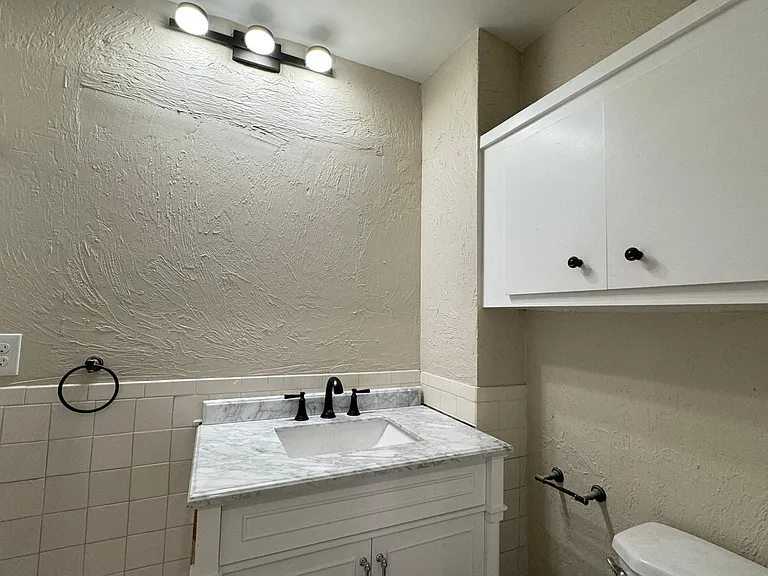 165 Bennington St #2 — Photo 4