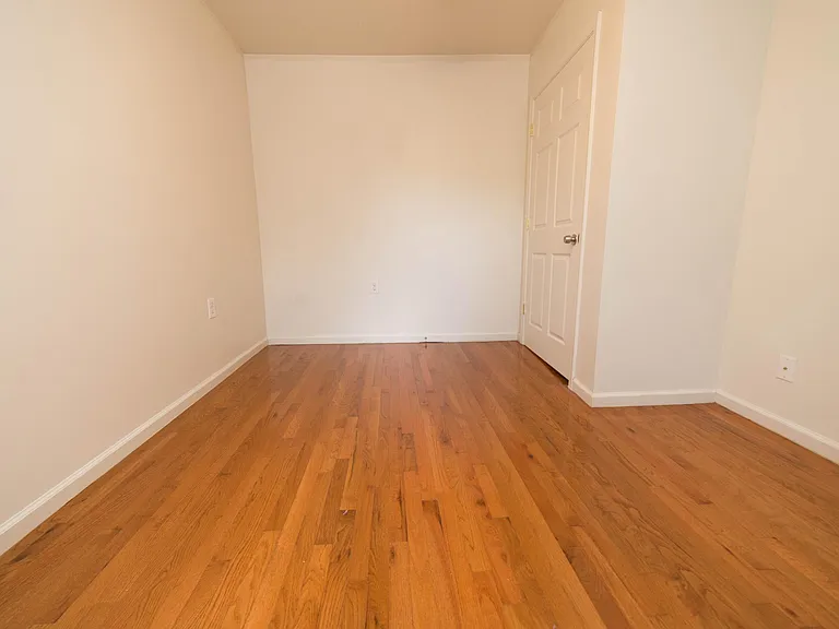 1414 Christian St #F — Photo 9