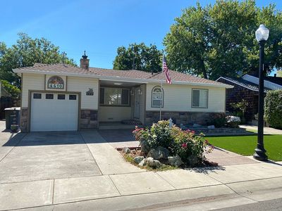 4410 61st St, Sacramento, CA, 95820