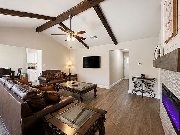 3rd image of 6612 Murel Dr