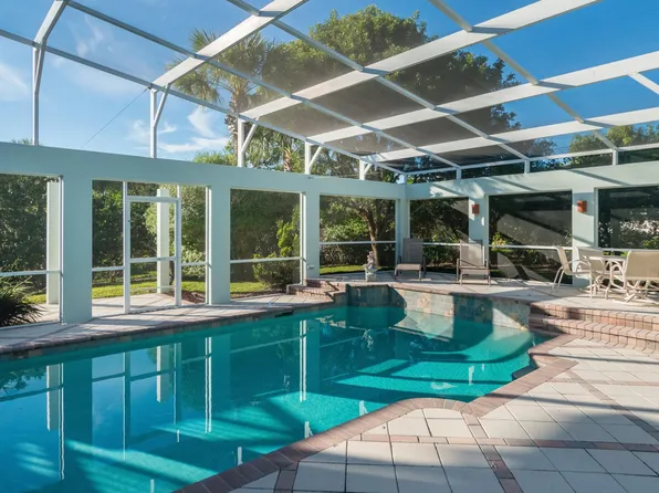 725 Conn Way, Vero Beach, FL 32963