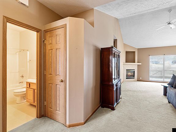 2nd image of 5150 N 151st Ave