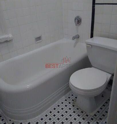 3rd image of 107 E 89th St APT 3B