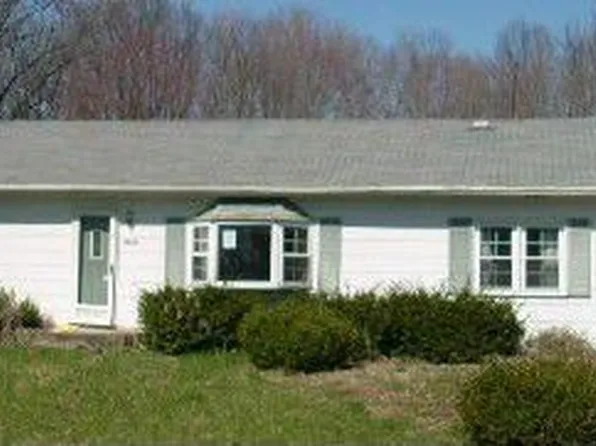1406 Emerson Ln, Milford, OH 45150