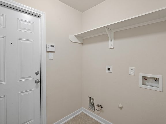 4th image of 10918 Barker View Dr