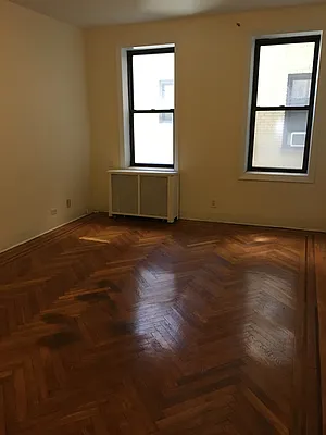 Rented by MTY Group, Inc | media 11