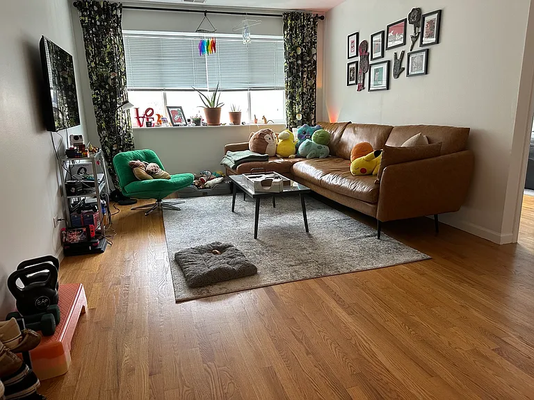 5953 N Kenmore Ave #101 — Photo 5
