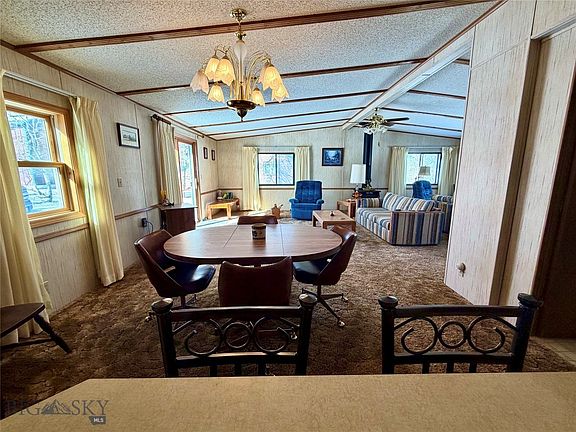 3rd image of 28 W Shore Rd