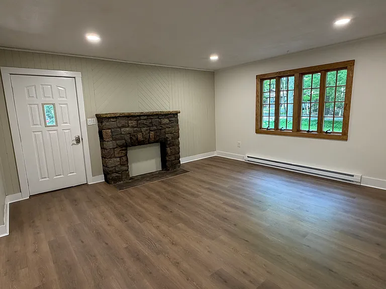 White Oak Rd — Photo 2