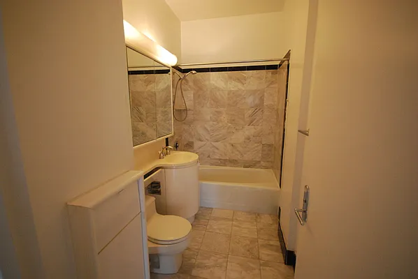 Rented by Luxury Habitat | media 32