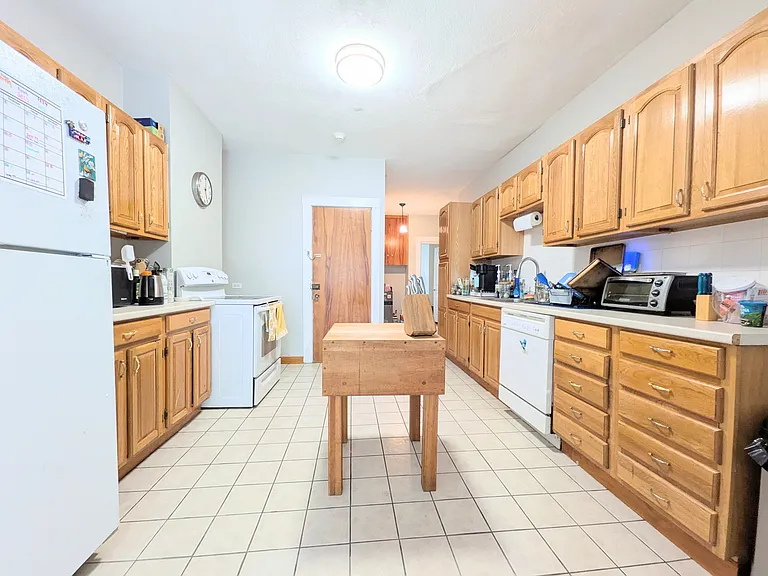 30 Claflin Rd #1 — Photo 9
