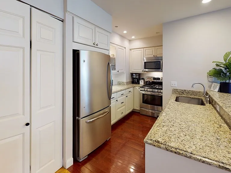 27 Bowdoin St #1B — Photo 15