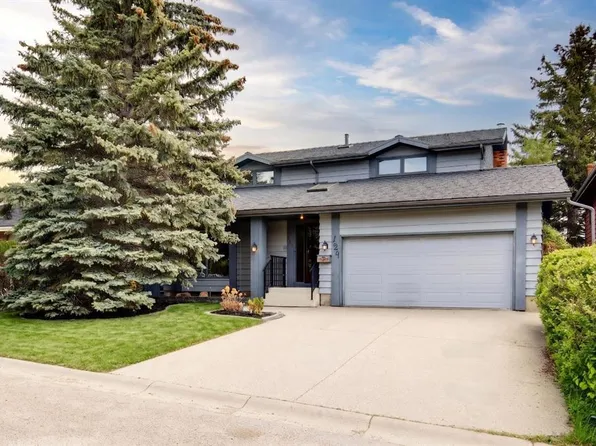 124 Edgehill Close NW, Calgary, AB T3A 2X1