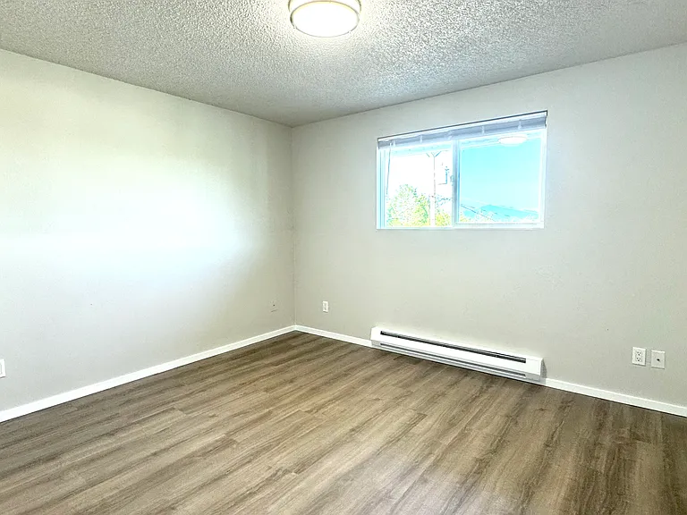 3829 Colby Ave #10 — Photo 7