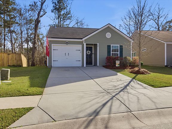 3rd image of 146 Brittondale Rd