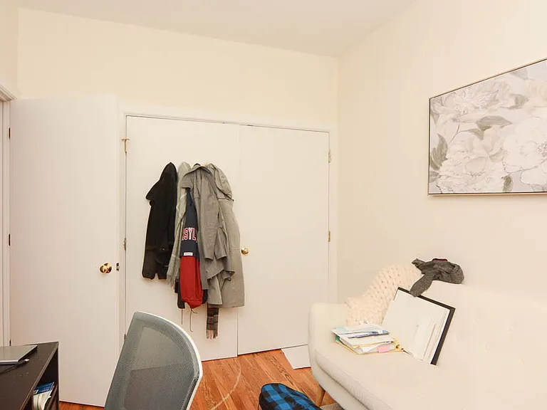 1346 W Henderson St #3 — Photo 16