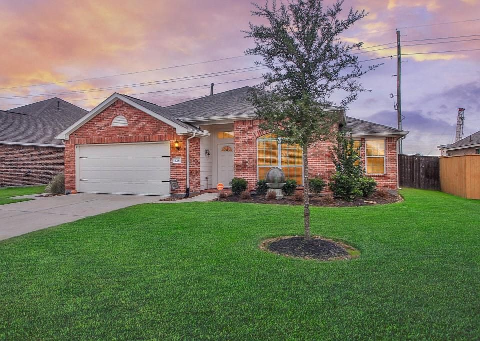 1st image of 129 Long Canyon Ln