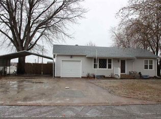 103 Westwood Dr, Abilene, KS 67410