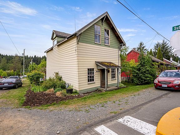 4th image of 2637 Dunsmuir Ave