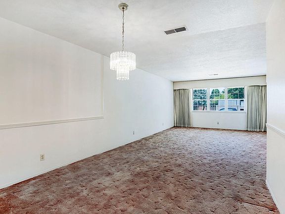 Living_Room-Dining_Room_2