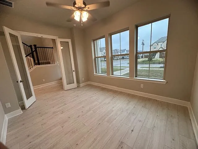 700 Prairie Falcon Dr — Photo 38