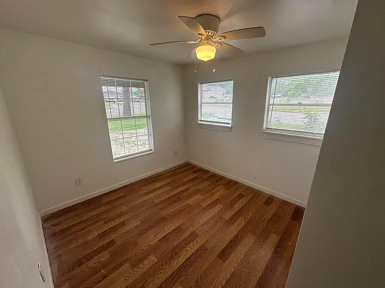 600 Water St — Photo 10