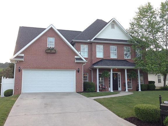 2nd image of 1429 Paxton Dr