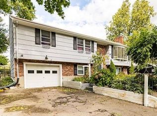 28 Welsford St, Brockton, MA 02302