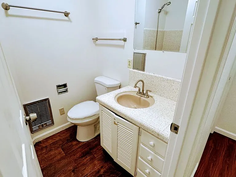 3201 Springe St — Photo 15