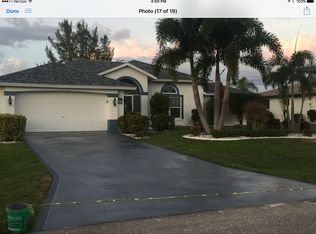 435 SE 32nd St, Cape Coral, FL 33904