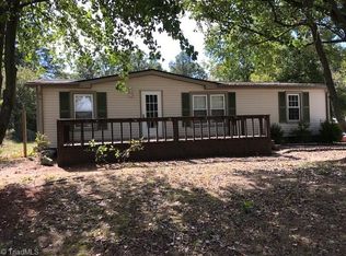 997 Brown St, Lexington, NC 27292