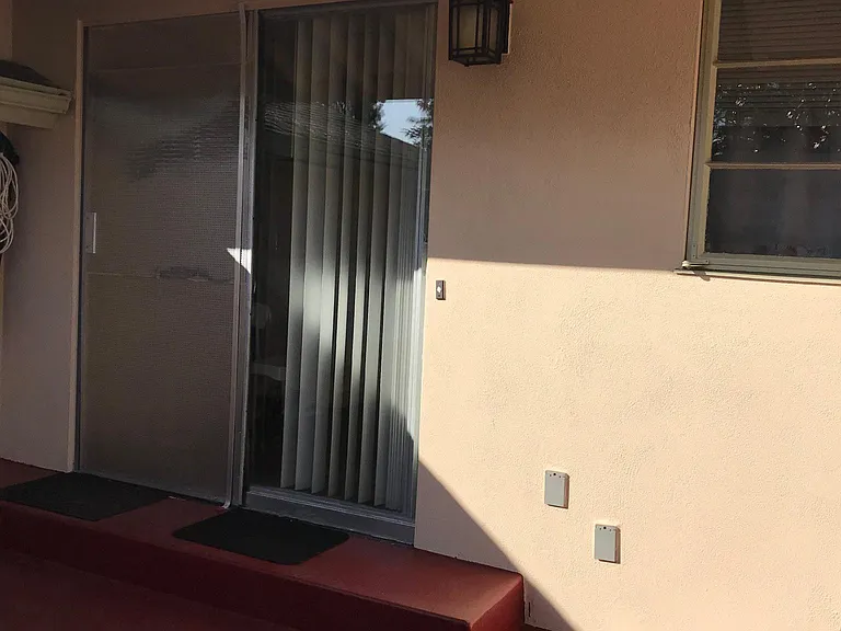 2590 Madison Ave — Photo 10