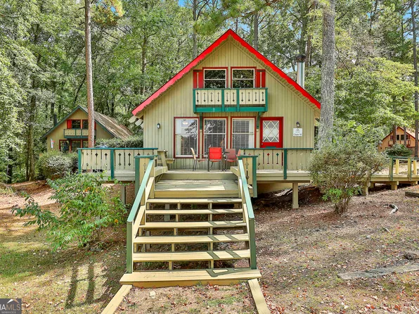 90 Chalet Cir, Pine Mountain, GA 31822