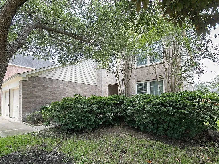 21418 Grand Hollow Ln — Photo 3