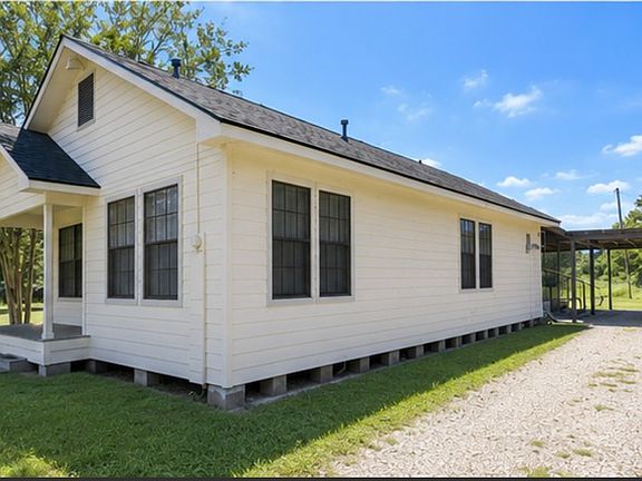 3rd image of 1616 Jones Rd #1