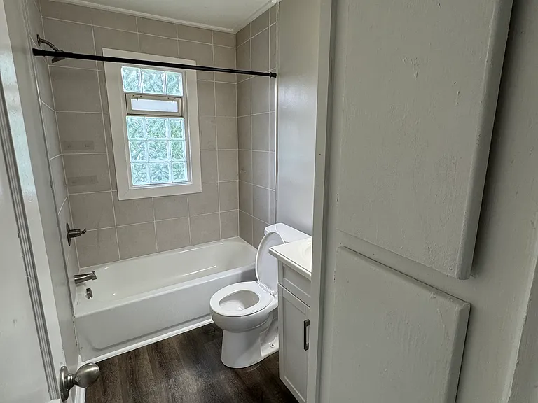 211 S Emerson Ave — Photo 7