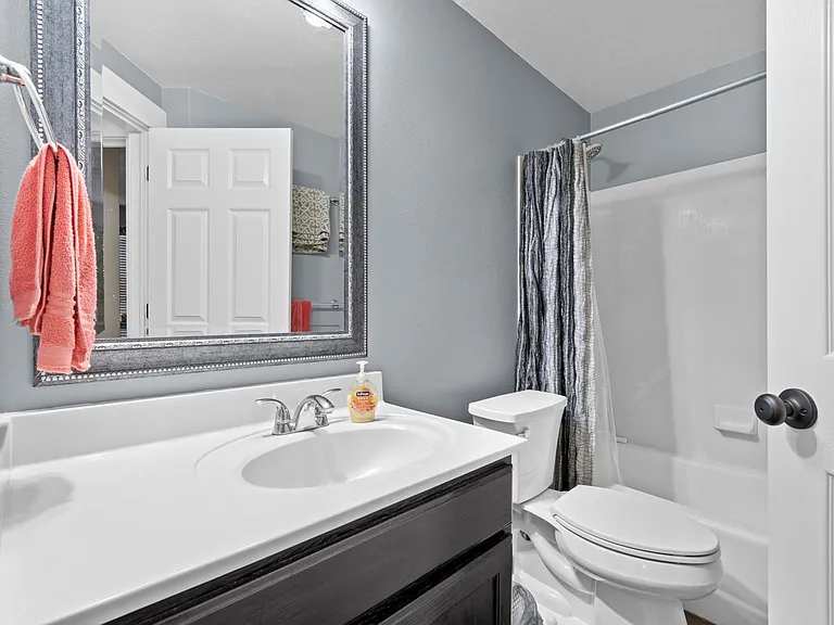 331 N Belmont Pl #235 — Photo 9